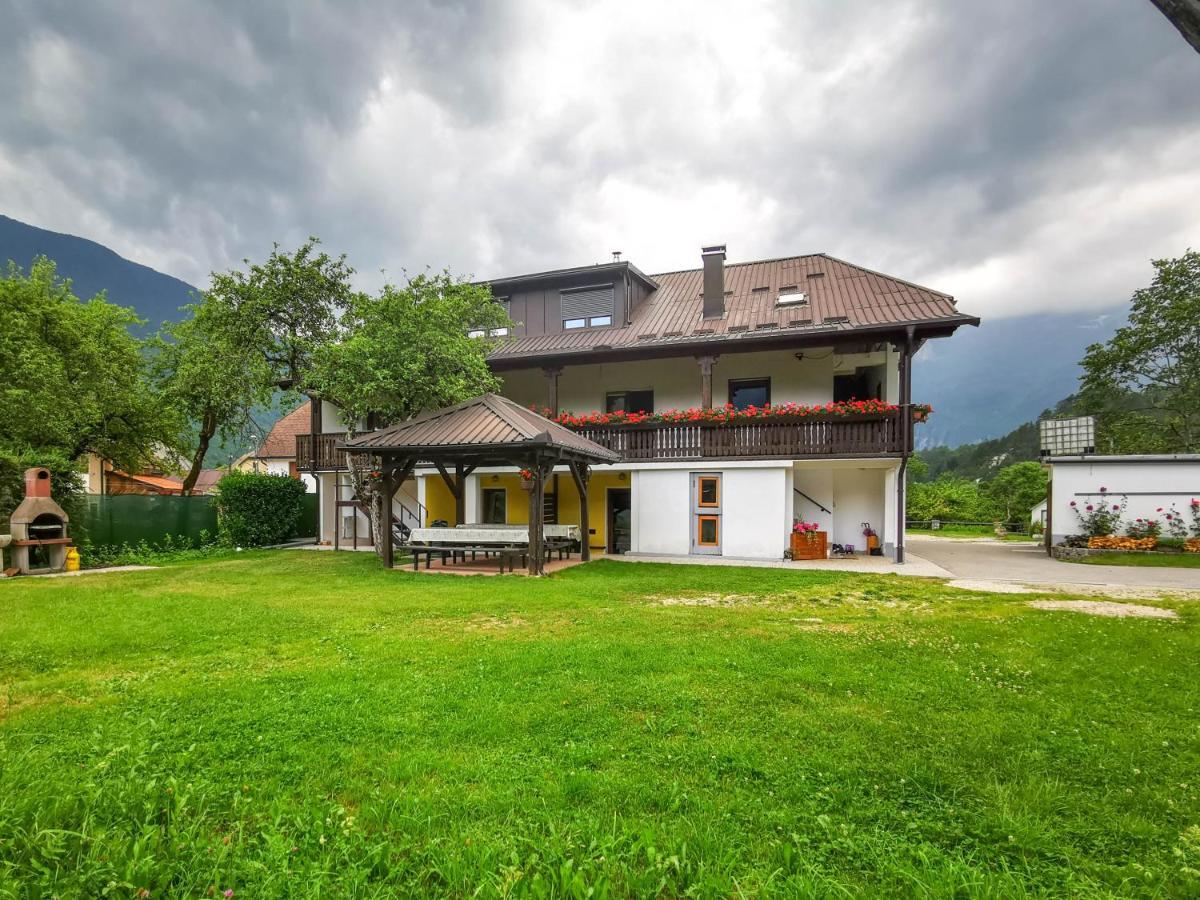 Apartmaji Jakob 1 Bovec Exteriör bild